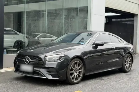 Mercedes-Benz E-Class 2023