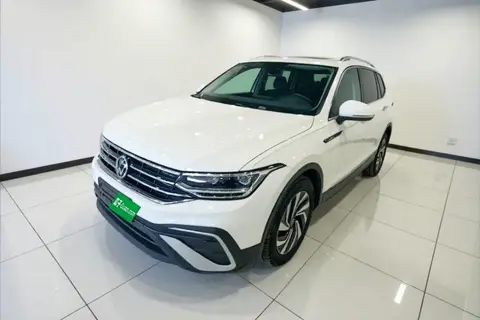 Volkswagen Tiguan L 2022