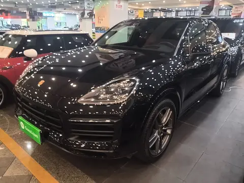 Porsche Cayenne 2022