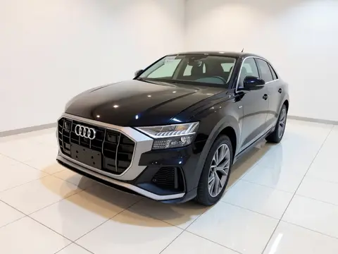 Audi Q8 2023