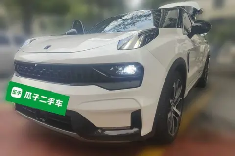 Lynk & Co 05 2022