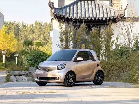 smart fortwo 2018