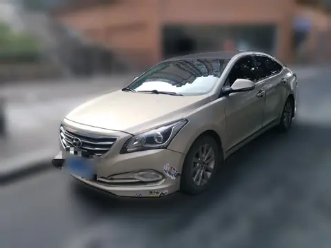 Hyundai Mistra 2014