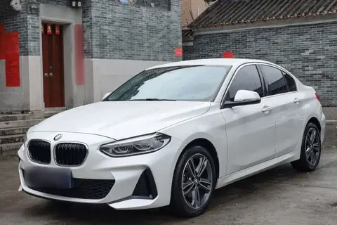 BMW 1 Series 2022