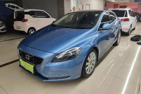 Volvo V40 2014