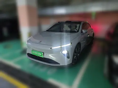 NIO ET7 2022