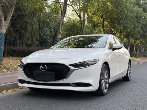 Mazda 3 Axela 2021