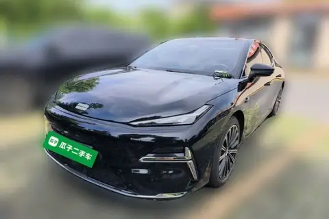 Geely Galaxy Starshine 8 2025