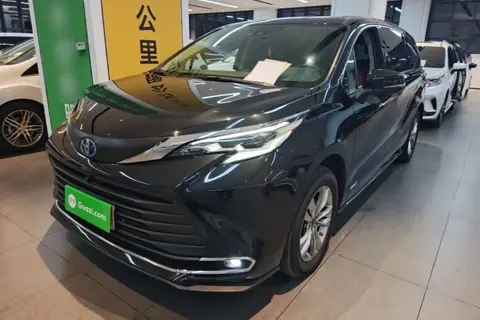Toyota SIENNA 2023