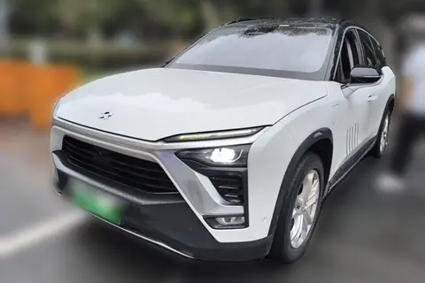 NIO ES8 2019