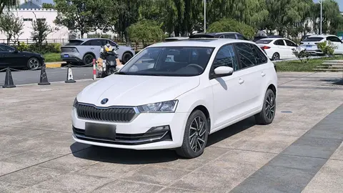 Skoda Rapid Spaceback 2020