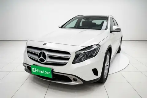 Mercedes-Benz GLA 2016