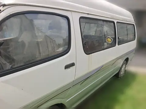 Jinbei Hiace 2012