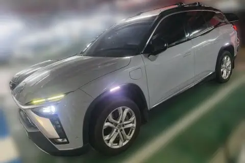 NIO ES8 2020