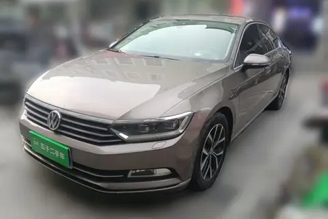 Volkswagen Magotan 2016