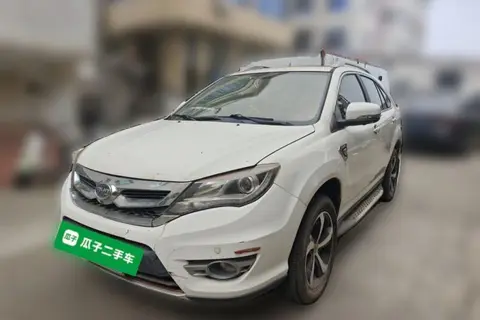 BYD S7 2015