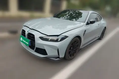 BMW M4 2025