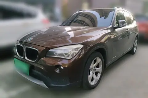 BMW X1 2013 — фото 1