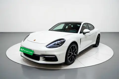 Porsche Panamera 2019