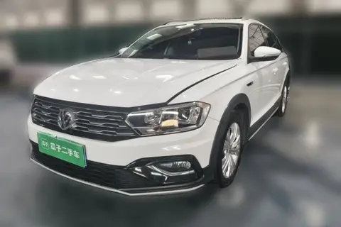 Volkswagen C-TREK 2017