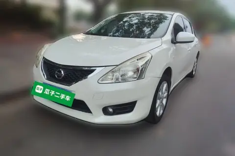 Nissan Tiida 2014
