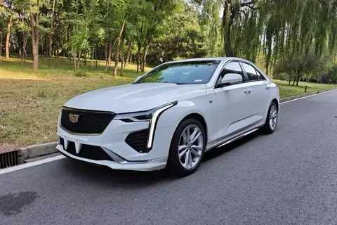 Cadillac CT4 2021