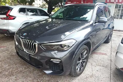 BMW X5 2021