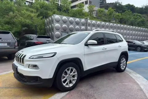 Jeep Cherokee 2016