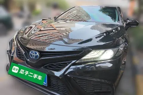 Toyota Camry 2021