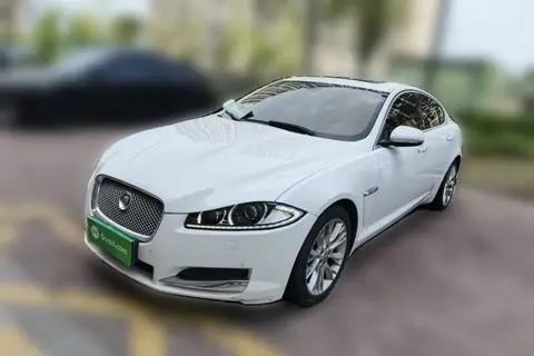 Jaguar XF 2014