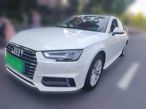 Audi A4L 2019