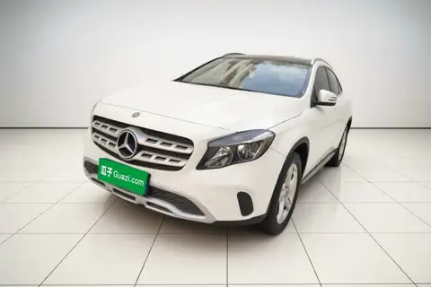 Mercedes-Benz GLA 2019