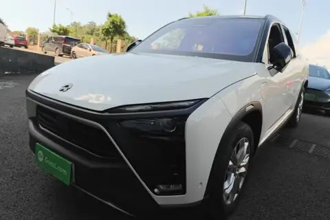 NIO ES8 2020