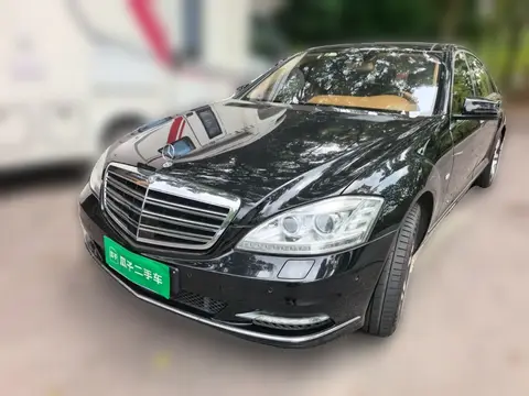 Mercedes-Benz S-Class 2011
