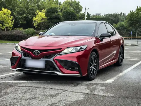 Toyota Camry 2021