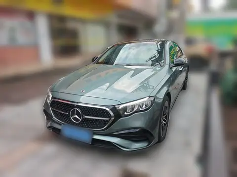 Mercedes-Benz E-Class 2024