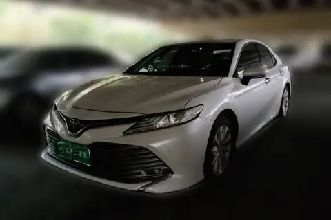 Toyota Camry 2019