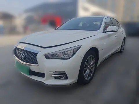 Infiniti Q50L 2015