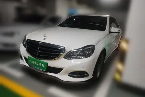 Mercedes-Benz E-Class 2015