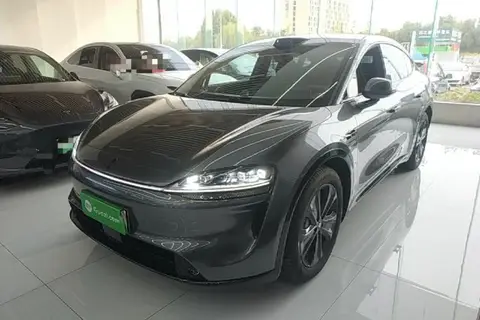 Luxeed R7 2025