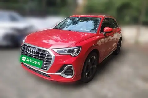 Audi Q3 2021