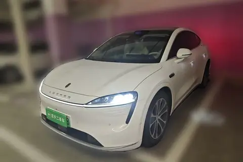 Luxeed Luxeed R7 2024