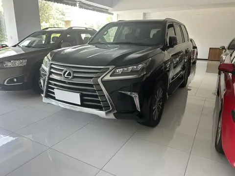 Lexus LX 2020