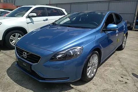 Volvo V40 2015