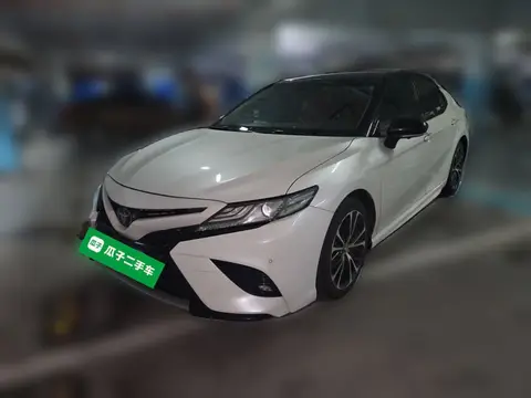 Toyota Camry 2019