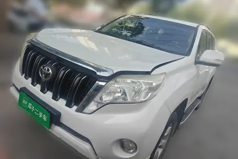Toyota Prado 2015