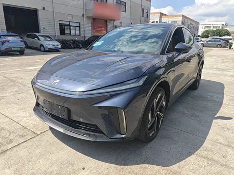 Rising Auto R7 2022