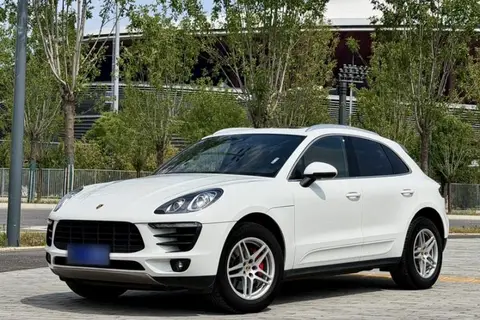 Porsche Macan 2016