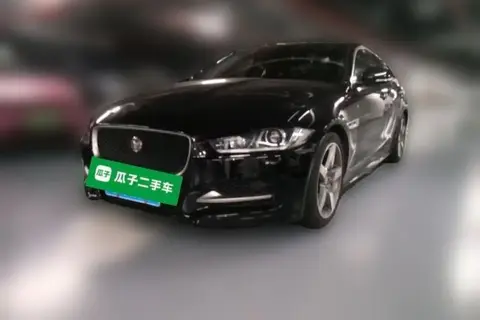Jaguar XE 2015