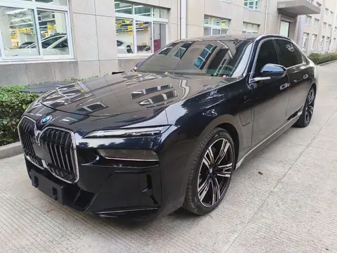BMW i7 2023